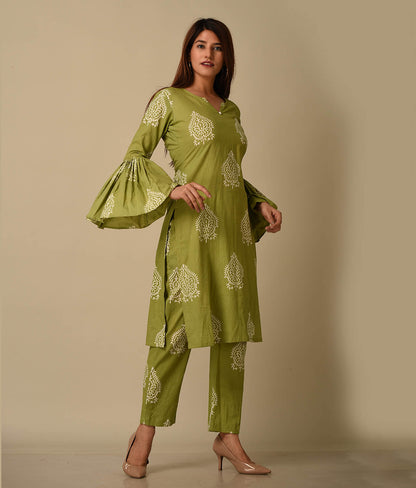 Green Floral Printed Cotton Suit Set