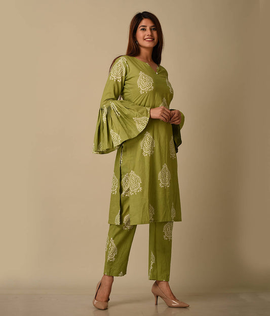 Green Floral Printed Cotton Suit Set